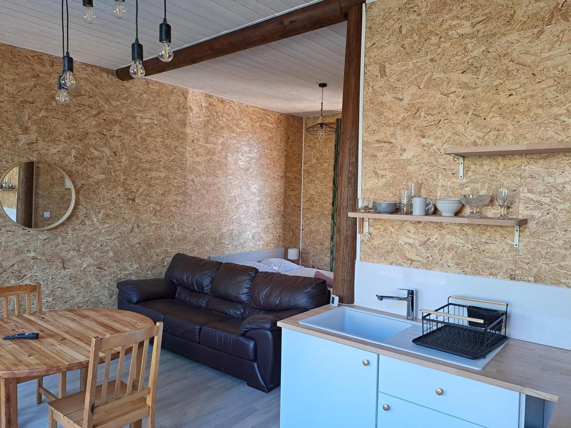 Aparthotel Kilometre 99 Pont-Sur-Yonne Esterno foto